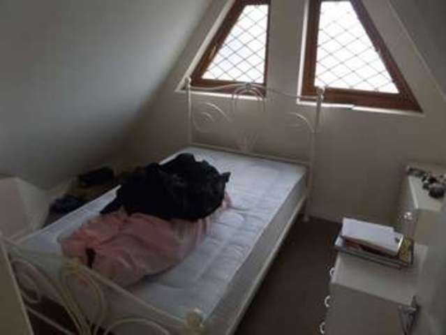  Image of 1 bedroom Flat to rent in West Road Westcliff-on-Sea SS0 at West Road  Westcliff-On-Sea, SS0 9DE