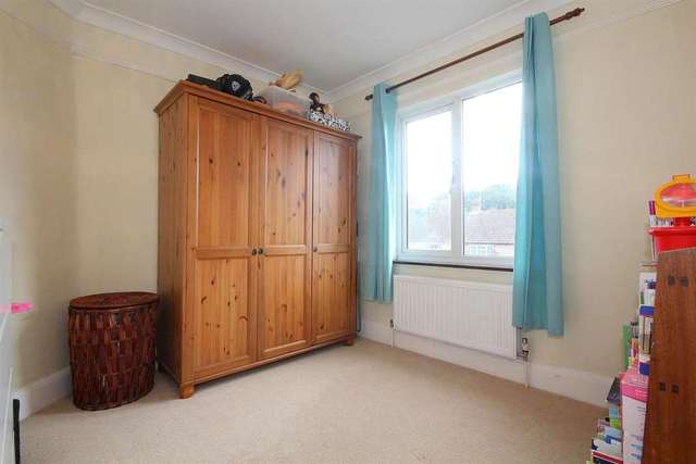  Image of 3 bedroom Semi-Detached house for sale in West Valley Road Hemel Hempstead HP3 at West Valley Road  Hemel Hempstead, HP3 0AN