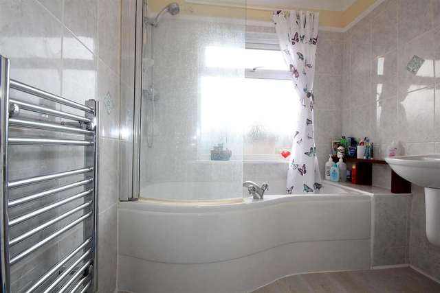  Image of 3 bedroom Semi-Detached house for sale in West Valley Road Hemel Hempstead HP3 at West Valley Road  Hemel Hempstead, HP3 0AN