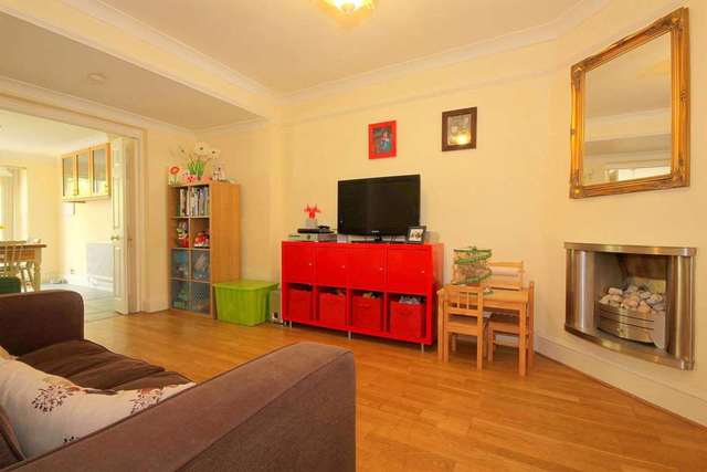  Image of 3 bedroom Semi-Detached house for sale in West Valley Road Hemel Hempstead HP3 at West Valley Road  Hemel Hempstead, HP3 0AN