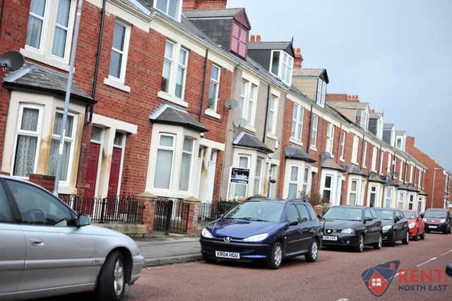  Image of 2 bedroom Flat to rent in Westbourne Avenue Bensham Gateshead NE8 at Westbourne Avenue Bensham Gateshead, NE8 4NQ