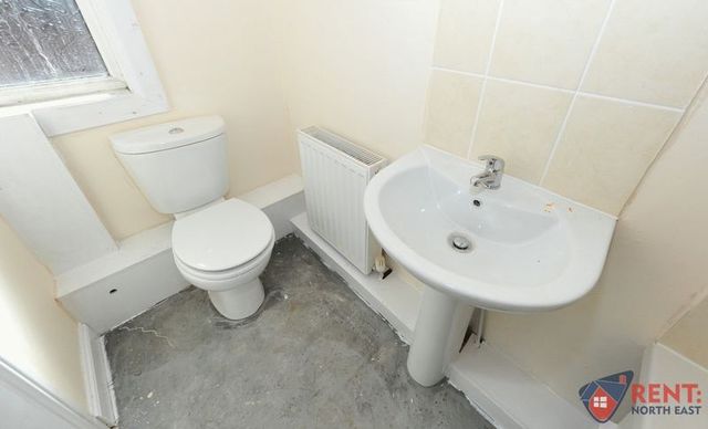  Image of 2 bedroom Flat to rent in Westbourne Avenue Bensham Gateshead NE8 at Westbourne Avenue Bensham Gateshead, NE8 4NQ