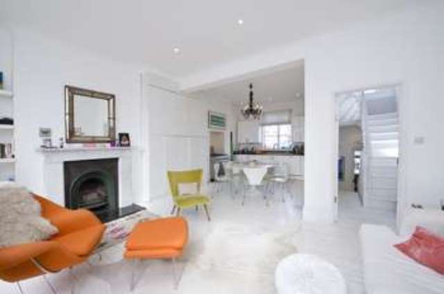  Image of 2 bedroom Maisonette for sale in Westbourne Park Road London W11 at Westbourne Park Road  London, W11 1EQ