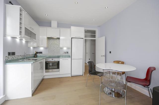 Image of 2 bedroom Flat to rent in Westbourne Terrace London W2 at Westbourne Terrace  London, W2 6QA