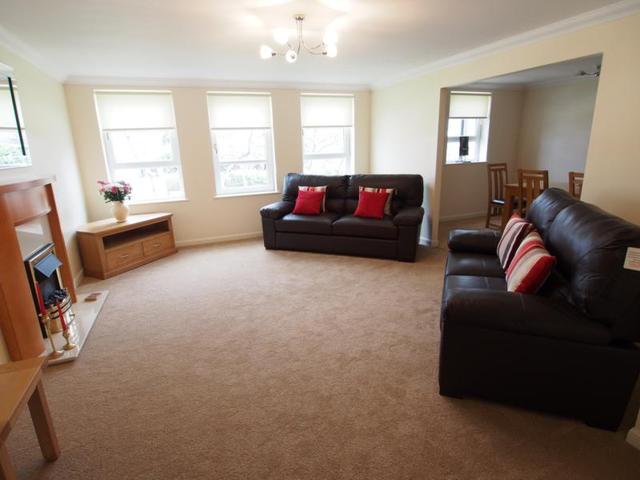  Image of 2 bedroom Flat to rent in Anderson Drive Aberdeen AB15 at West End Aberdeen Aberdeen, AB15 4ST