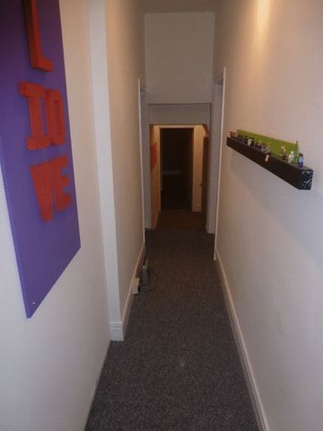  Image of 1 bedroom Apartment to rent in Westminster Street Bensham Gateshead NE8 at Westminster Street Array Gateshead, NE8 4QH