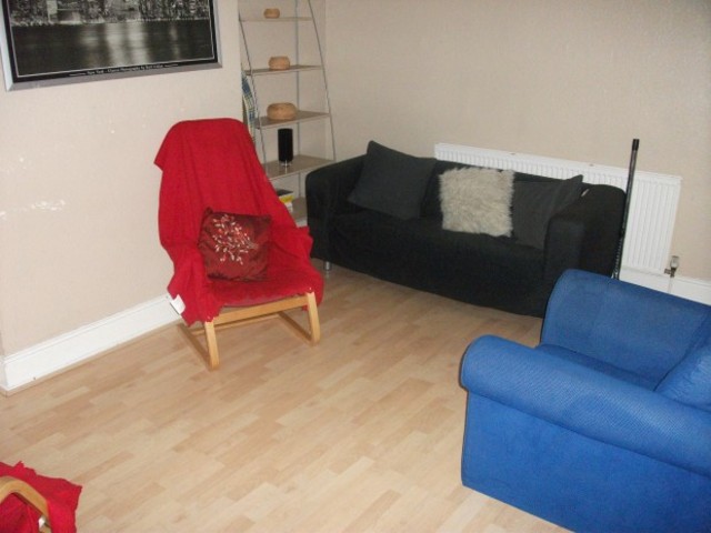  Image of 4 bedroom Terraced house to rent in Wetherby Place Burley Leeds LS4 at Wetherby Place  Leeds, LS4 2JG