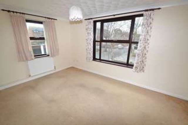  Image of 2 bedroom Flat for sale in Dorchester Road Weymouth DT4 at 61 Dorchester Road  Weymouth, DT4 7JX