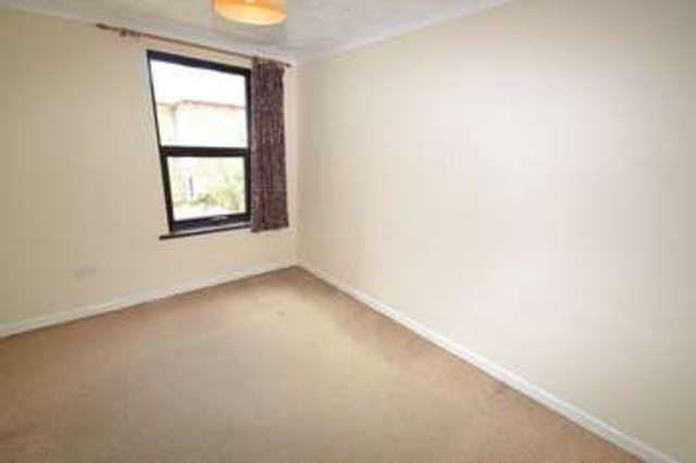  Image of 2 bedroom Flat for sale in Dorchester Road Weymouth DT4 at 61 Dorchester Road  Weymouth, DT4 7JX