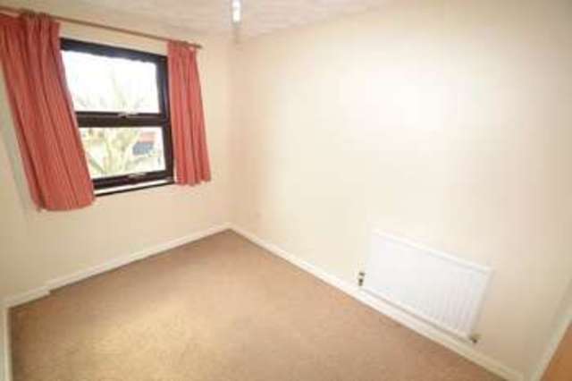  Image of 2 bedroom Flat for sale in Dorchester Road Weymouth DT4 at 61 Dorchester Road  Weymouth, DT4 7JX