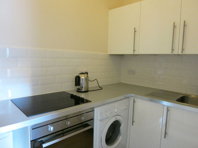  Image of 1 bedroom Flat to rent in Wheatfield Place Edinburgh EH11 at Gorgie Edinburgh Edinburgh, EH11 2PE