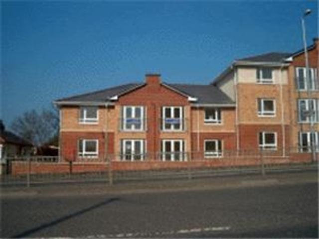  Image of 2 bedroom Flat to rent in Whinny Burn Court Motherwell ML1 at Motherwell North Lanarkshire North Lanarkshire, ML1 2LW