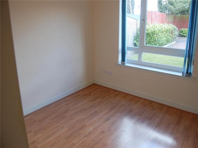  Image of 2 bedroom Flat to rent in Whinny Burn Court Motherwell ML1 at Motherwell North Lanarkshire North Lanarkshire, ML1 2LW
