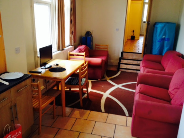  Image of 8 bedroom Terraced house to rent in Whitchurch Road Heath Cardiff CF14 at Whitchurch Road  Cardiff, CF14 3NE