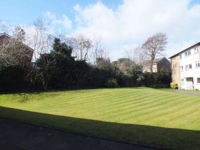  Image of 1 bedroom Apartment for sale in Rectory Road Sutton Coldfield B75 at Whitehouse Court Rectory Road Sutton Coldfield, B75 7SD