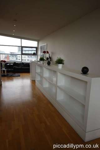  Image of 3 bedroom Penthouse to rent in Whitworth Street Manchester M1 at Whitworth Street West  Manchester, M1 5BE