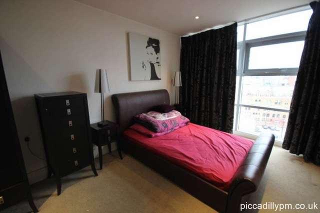  Image of 3 bedroom Penthouse to rent in Whitworth Street Manchester M1 at Whitworth Street West  Manchester, M1 5BE