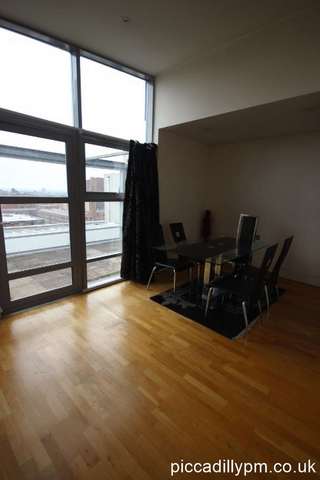  Image of 3 bedroom Penthouse to rent in Whitworth Street Manchester M1 at Whitworth Street West  Manchester, M1 5BE