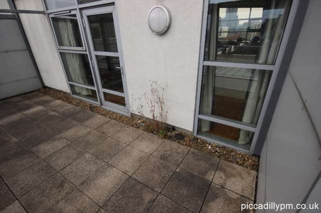  Image of 3 bedroom Penthouse to rent in Whitworth Street Manchester M1 at Whitworth Street West  Manchester, M1 5BE