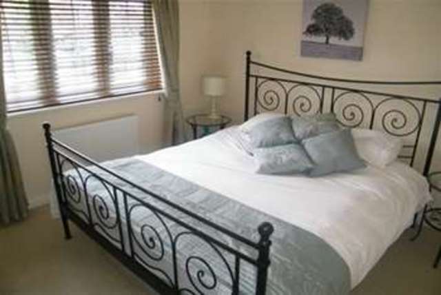  Image of 4 bedroom Detached house to rent in Southend Road Wickford SS11 at Wickford, SS11 8EB