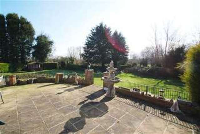  Image of 5 bedroom Detached house for sale in Parklands Mumby Alford LN13 at Skegness, LN13 9SP