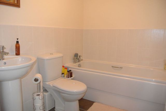  Image of 3 bedroom Terraced house for sale in Wilks Road Grantham NG31 at Wilks Road  Grantham, NG31 7WJ
