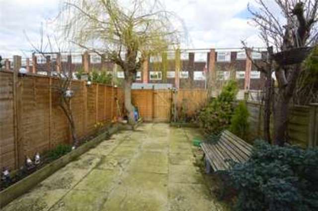  Image of 2 bedroom Terraced house for sale in Windrush Way Maidenhead SL6 at Maidenhead Berkshire Maidenhead, SL6 8AP