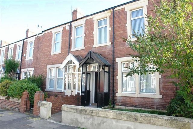  Image of 5 bedroom Detached house to rent in Windsor Terrace Gosforth Newcastle upon Tyne NE3 at Windsor Terrace South Gosforth Gosforth, NE3 1YL