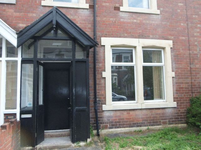  Image of 5 bedroom Detached house to rent in Windsor Terrace Gosforth Newcastle upon Tyne NE3 at Windsor Terrace South Gosforth Gosforth, NE3 1YL