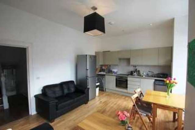 Image of 4 bedroom Maisonette to rent in Witherington Road London N5 at Highbury London Highbury, N5 1PN