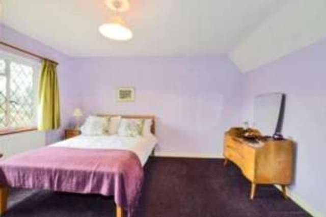  Image of 4 bedroom Detached house for sale in The Close Wonersh Guildford GU5 at Wonersh Guildford Wonersh, GU5 0PA