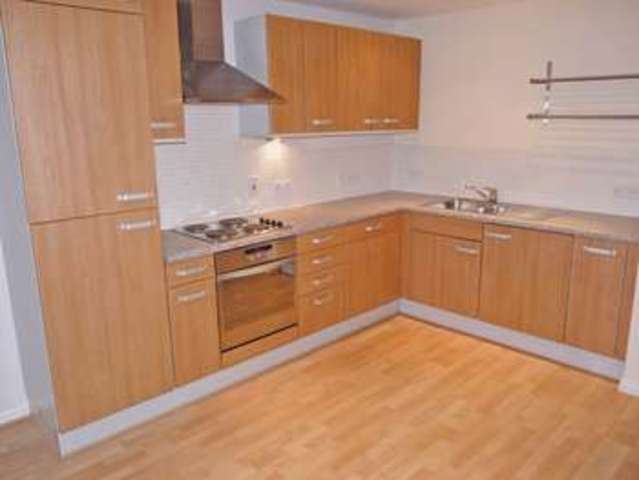  Image of 2 bedroom Flat to rent in Woodeson Lea Rodley Leeds LS13 at Woodeson Lea Rodley Leeds, LS13 1RJ