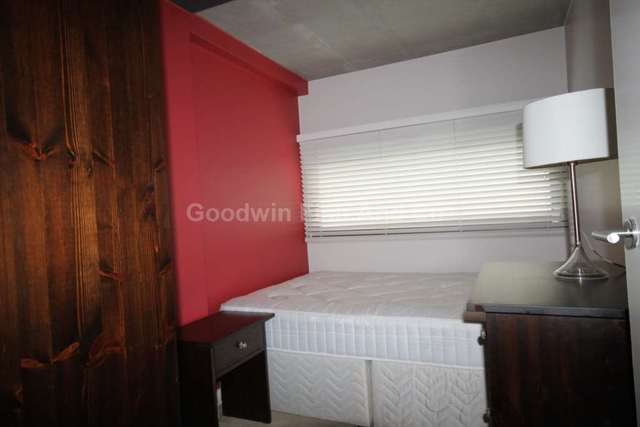  Image of 2 bedroom Apartment to rent in Woodfield Road Broadheath Altrincham WA14 at Woodfield Road  Altrincham, WA14 4RR