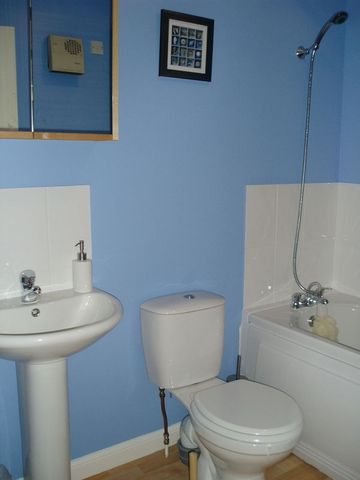  Image of 1 bedroom Terraced house for sale in Donaldson Way Woodley Reading RG5 at Donaldson Way, Woodley, Reading, RG5 4XL