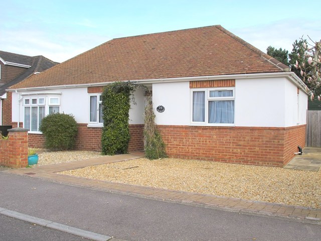 Image of 4 bedroom Bungalow for sale in Wootton Road Lee-on-the-Solent PO13 at Wootton Road  Lee-On-The-Solent, PO13 9HB
