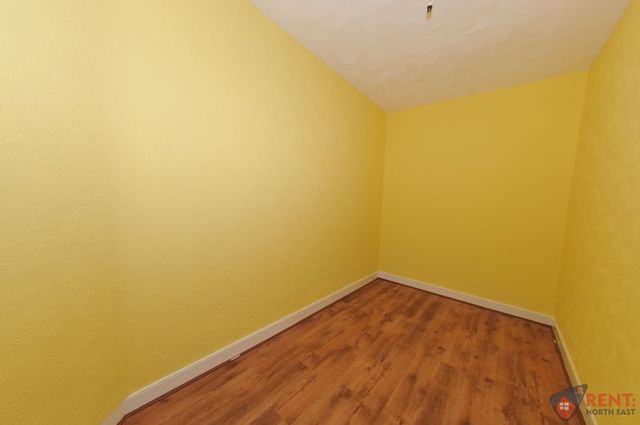  Image of 3 bedroom Flat to rent in Wordsworth Street Gateshead NE8 at Wordsworth Street Felling Gateshead, NE8 3HE