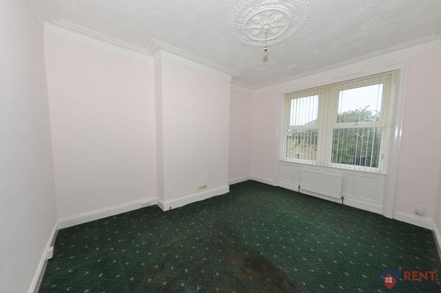  Image of 3 bedroom Flat to rent in Wordsworth Street Gateshead NE8 at Wordsworth Street Felling Gateshead, NE8 3HE