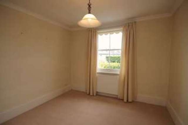 Image of 3 bedroom Semi-Detached house to rent in Worple Road Epsom KT18 at Worple Road  Epsom, KT18 5EL