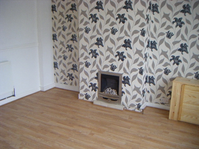  Image of 3 bedroom Detached house to rent in Wychbold Crescent Birmingham B33 at Wychbold Cresent Kitts Green Birmingham, B33 9TD