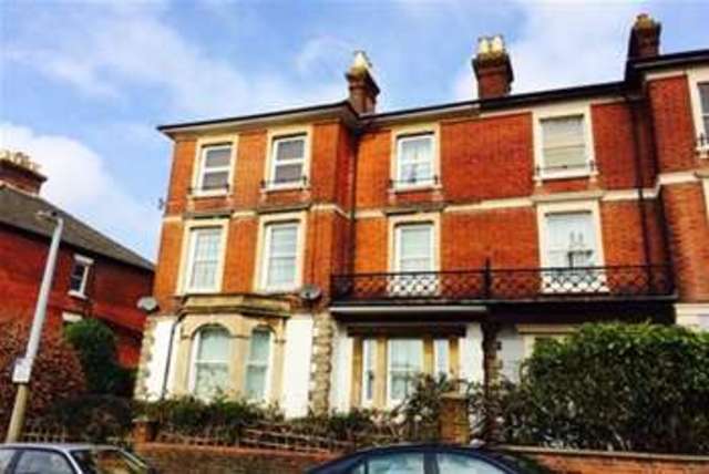  Image of 2 bedroom Flat to rent in Wyndham Road Salisbury SP1 at Salisbury, SP1 3AB