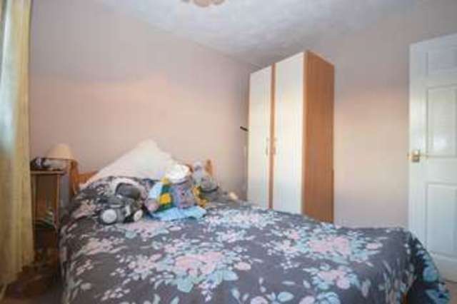  Image of 3 bedroom Semi-Detached house for sale in Plantagenet Chase Yeovil BA20 at Plantagenet Chase  Yeovil, BA20 2PP