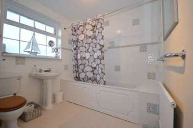  Image of 3 bedroom Detached house for sale in Plantagenet Chase Yeovil BA20 at Plantagenet Chase  Yeovil, BA20 2PR