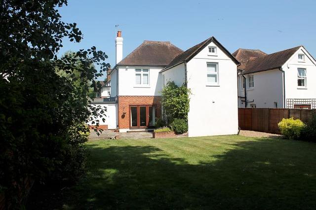 Image of 5 bedroom Detached house to rent in York Road Woking GU22 at Woking, GU22 7XR