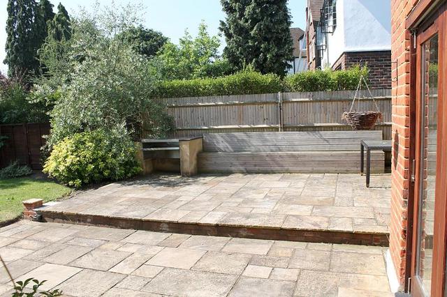  Image of 5 bedroom Detached house to rent in York Road Woking GU22 at Woking, GU22 7XR