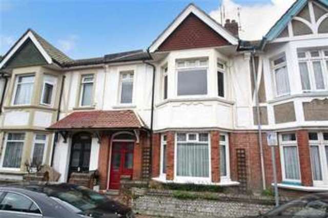  Image of 1 bedroom Flat for sale in York Road Worthing BN11 at Worthing, BN11 3EN