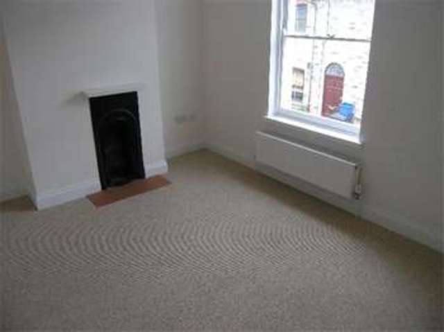  Image of 2 bedroom Terraced house to rent in York Terrace Cambridge CB1 at CAMBRIDGE  Cambridge, CB1 2PR