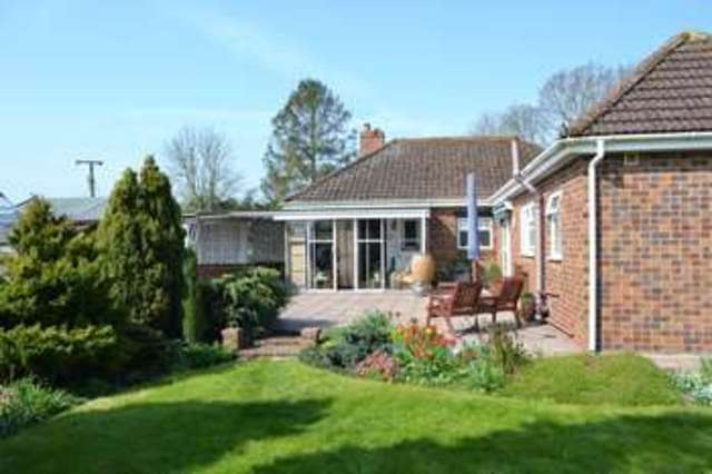  Image of 3 bedroom Detached house for sale in Westrum Lane Brigg DN20 at Westrum Lane  Brigg, DN20 9EY