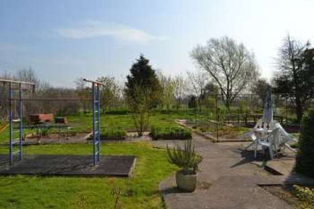  Image of 3 bedroom Detached house for sale in Westrum Lane Brigg DN20 at Westrum Lane  Brigg, DN20 9EY