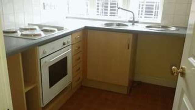  Image of 1 bedroom Terraced house to rent in Abingdon Road Leicester LE2 at Abingdon Road  Leicester, LE2 1HA