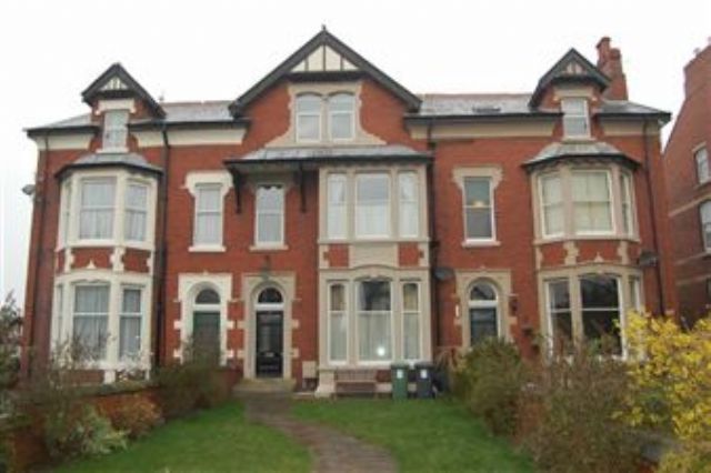  Image of 6 bedroom Terraced house to rent in St. Annes Road East St. Annes Lytham St. Annes FY8 at St Annes Road East  St Annes, FY8 3HW